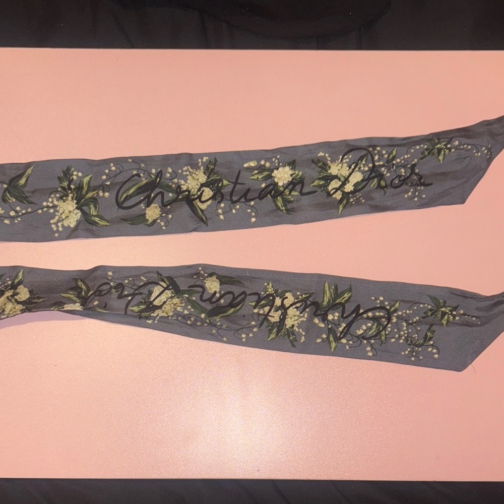 Dior Gray Elegant Scarf Wrap